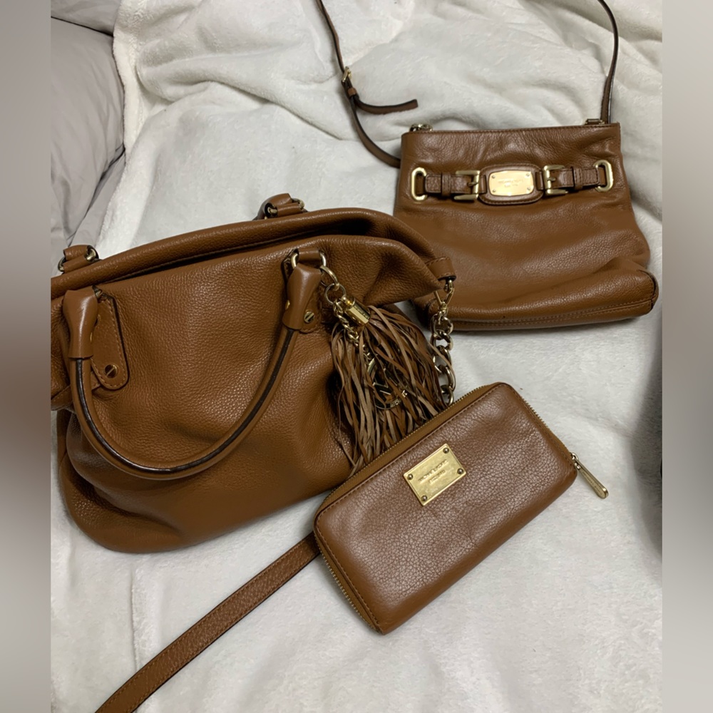 Michael Kors matching purse and wallet set